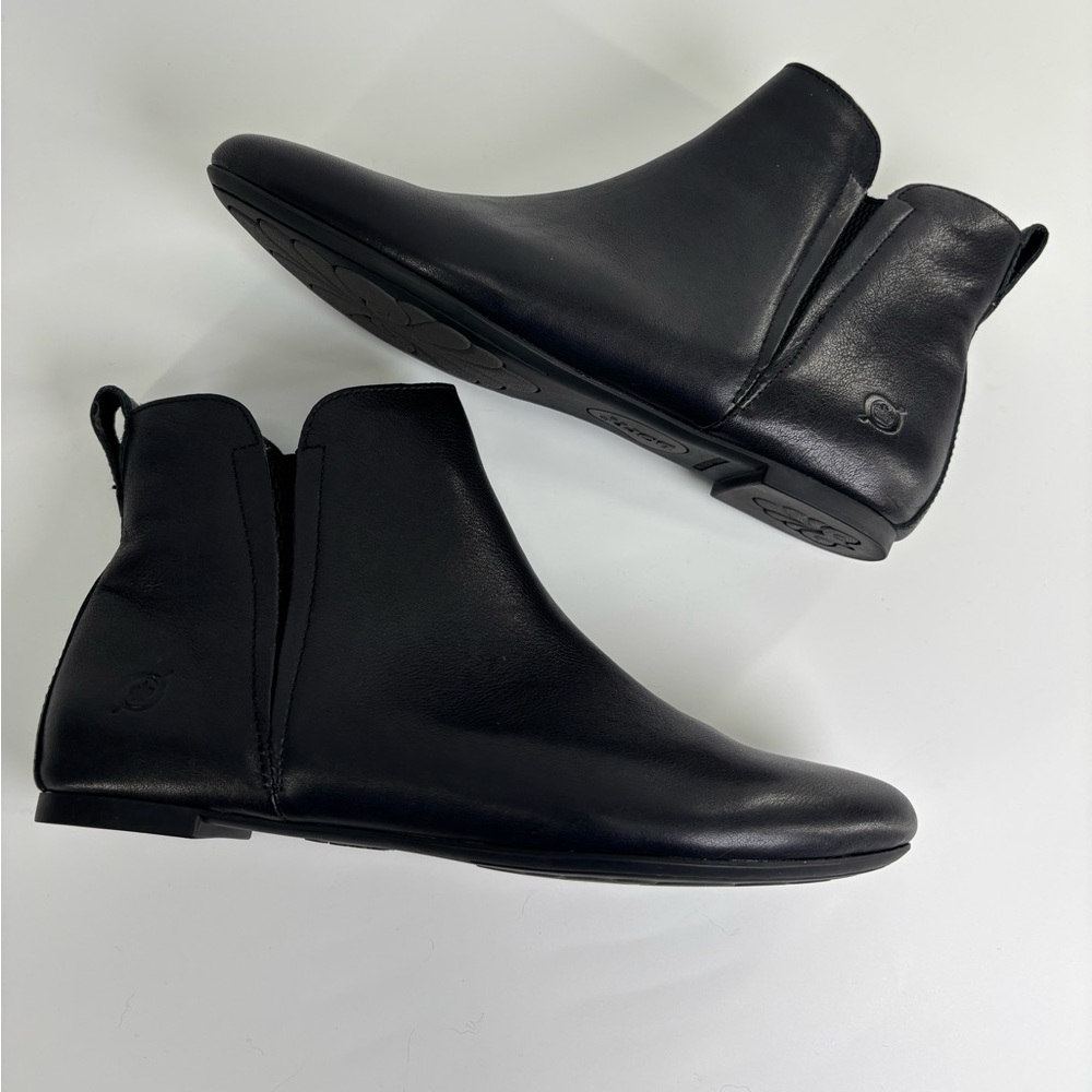 Born black leather ankle boots 6 flat comfort pull on - Picture 2 of 12